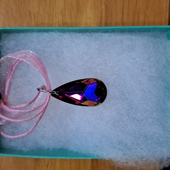 Summer Violet Crystal Marquise Necklace - Picture 2 of 6